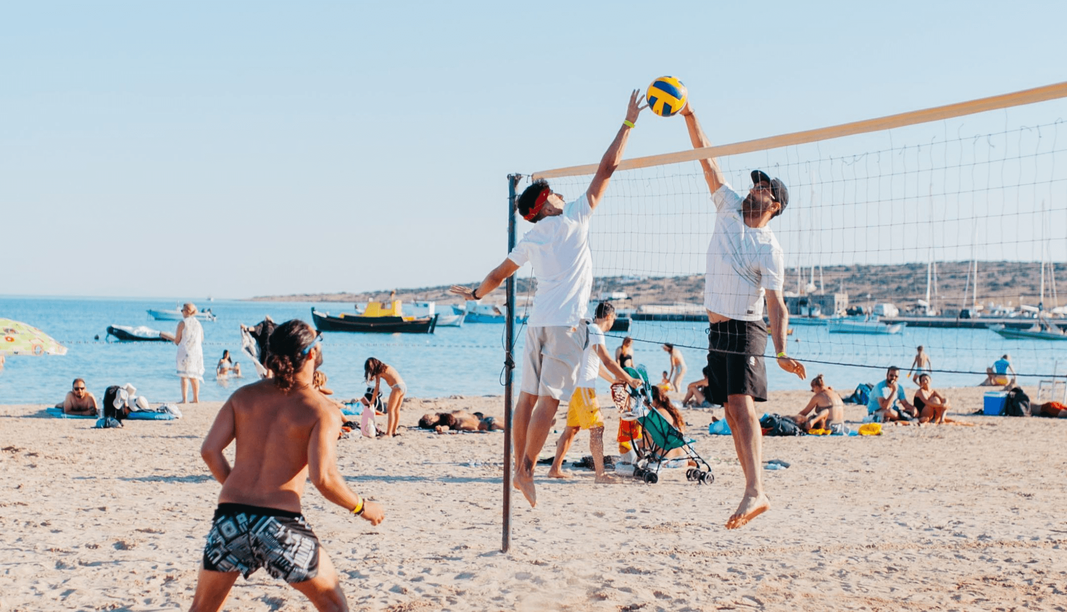 Beach volleyball players